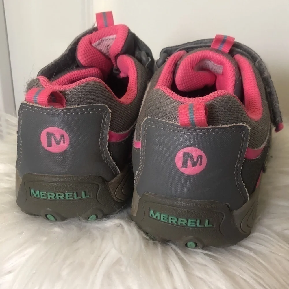 MERRELL | MERRELL Chameleon Low Select Dry Velcro Close Outdoor Shoes, 3.5